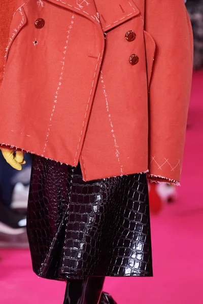 Look 70